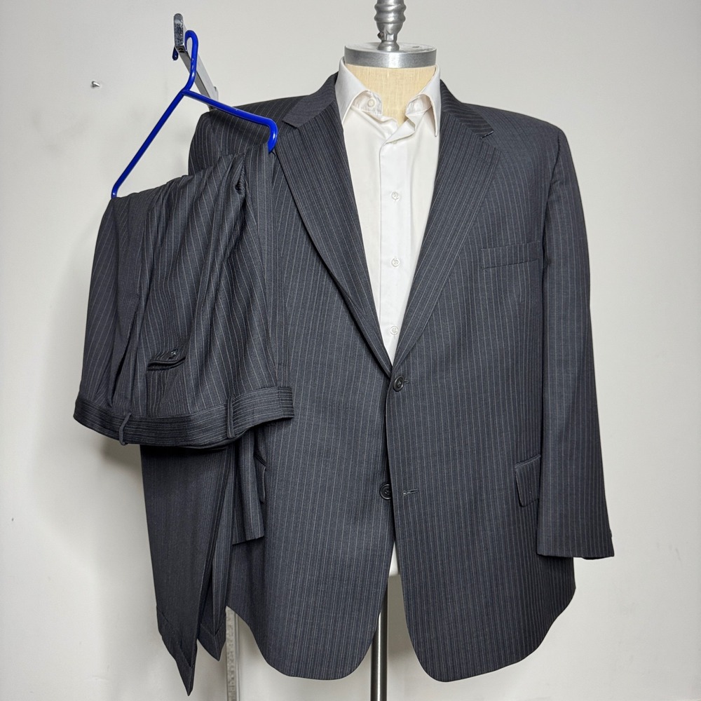Botany 500 Mens Super 120s Wool Pinstripe Suit 2 Piece‎ Gray